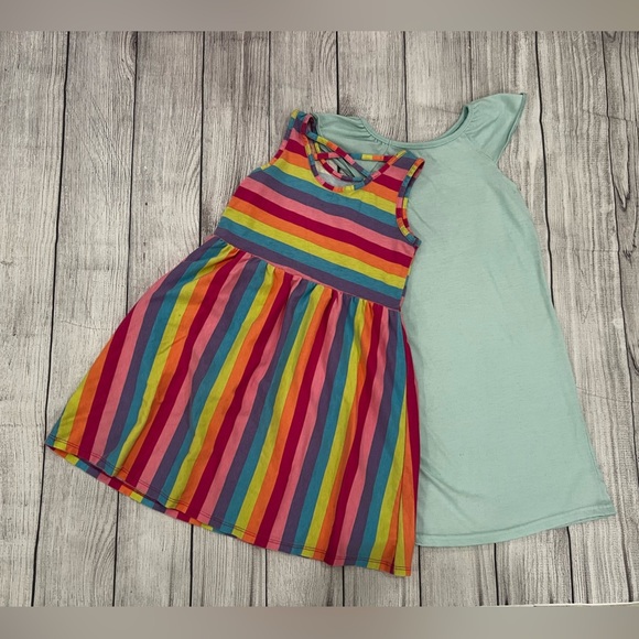 Bundle of 2 :Colorful Striped Dress & Pineapple Graphic dress girls 6-7 / 7-8 - Picture 7 of 9
